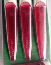 Blade Golf Tees 4 ct Rubber Head & Anchor Red/White
